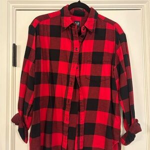 GAP Red and Black Buffalo Plaid Shirt